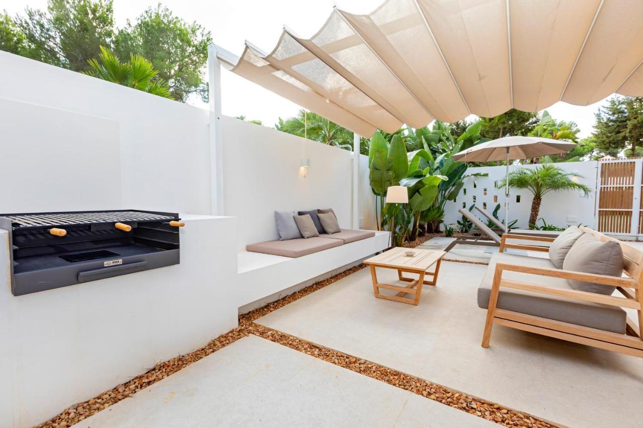 Ses Eufabietes Apartments & Restaurant Playa Migjorn Εξωτερικό φωτογραφία