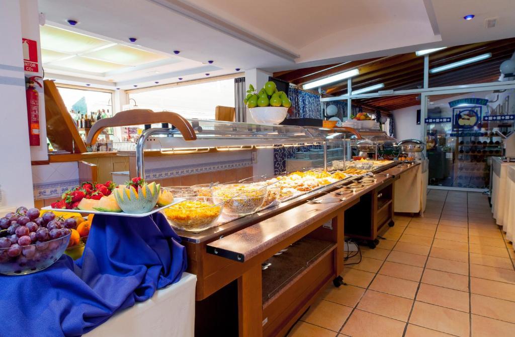 Ses Eufabietes Apartments & Restaurant Playa Migjorn Εξωτερικό φωτογραφία