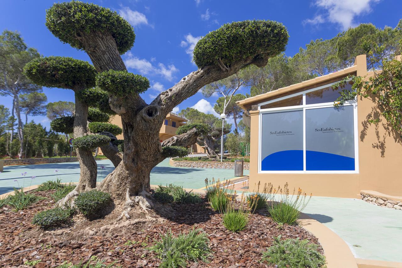 Ses Eufabietes Apartments & Restaurant Playa Migjorn Εξωτερικό φωτογραφία