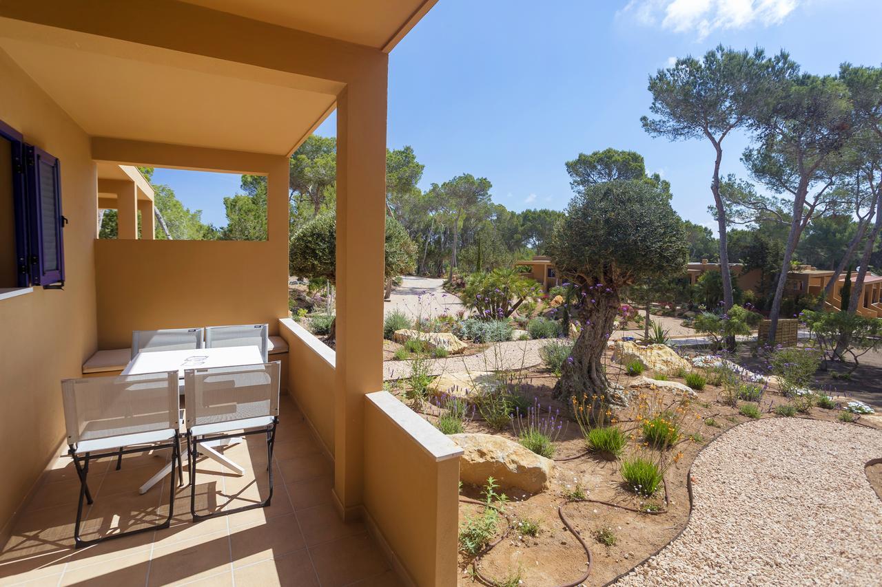 Ses Eufabietes Apartments & Restaurant Playa Migjorn Εξωτερικό φωτογραφία