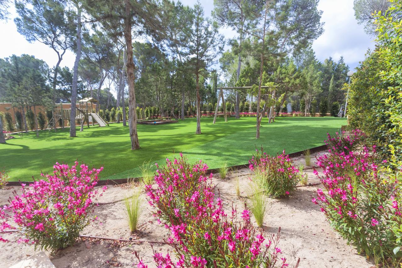 Ses Eufabietes Apartments & Restaurant Playa Migjorn Εξωτερικό φωτογραφία