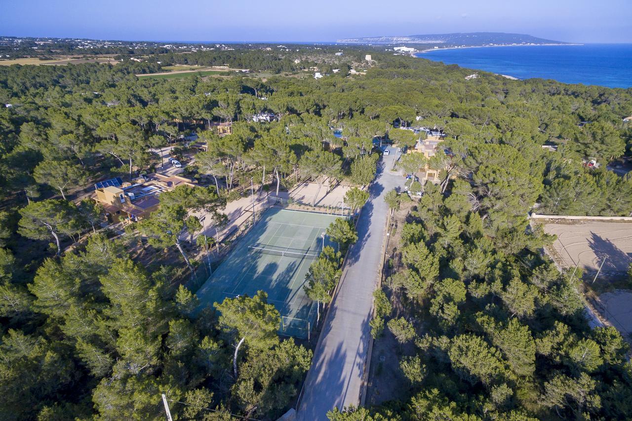 Ses Eufabietes Apartments & Restaurant Playa Migjorn Εξωτερικό φωτογραφία